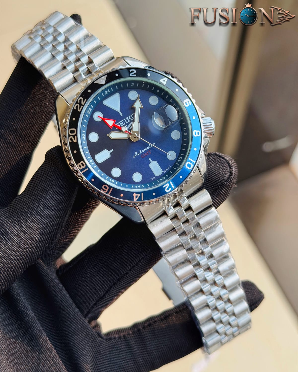 SEIKO 5 GMT (Ocen Blue)